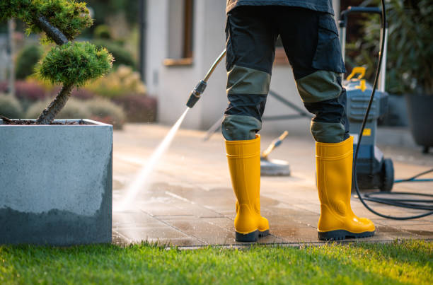 Why Choose Our Certified Pressure Washing Experts for Your Project Needs in York Harbor, ME?